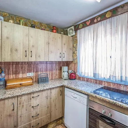 Lovely In With Kitchen