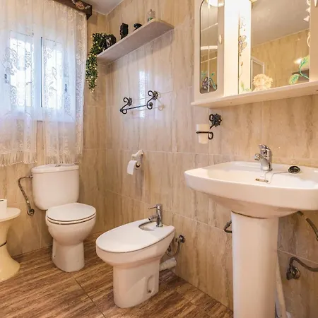 Lovely In With Kitchen * Vidreres