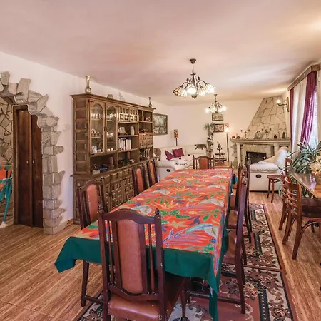 Lovely In With Kitchen Tatil Evi