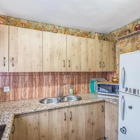 Lovely In With Kitchen Tatil Evi